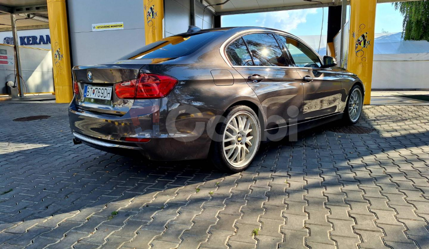 BMW Rad 3 320d EfficientDynamics Edition A/T