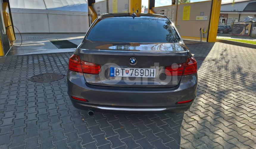 BMW Rad 3 320d EfficientDynamics Edition A/T