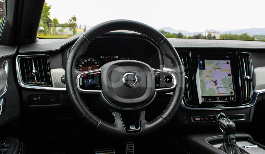 Volvo V90 D4 2.0L R-Design A/T