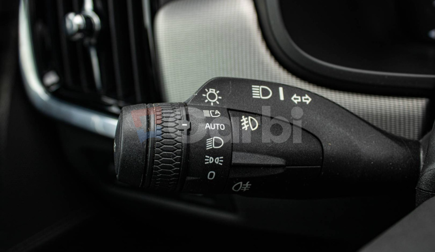 Volvo V90 D4 2.0L R-Design A/T
