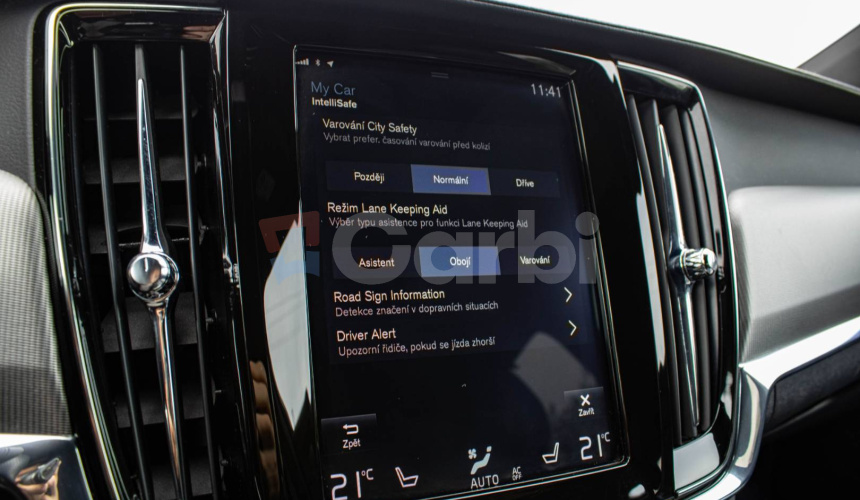 Volvo V90 D4 2.0L R-Design A/T