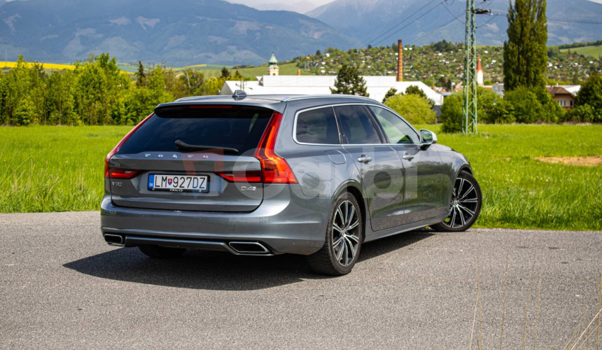 Volvo V90 D4 2.0L R-Design A/T
