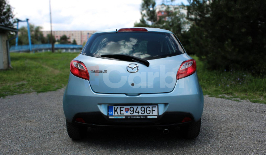 Mazda 2 1.3i CE