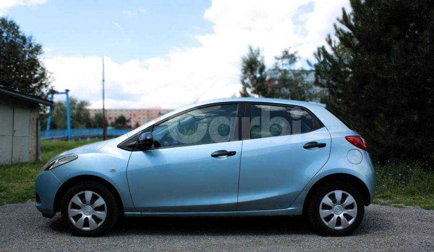 Mazda 2 1.3i CE