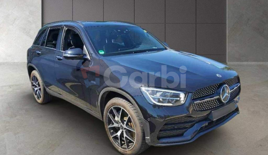 Mercedes-Benz GLC SUV 300e 4Matic, AMG, Night, Pano, Burmester, Webasto, Nelakované, R20