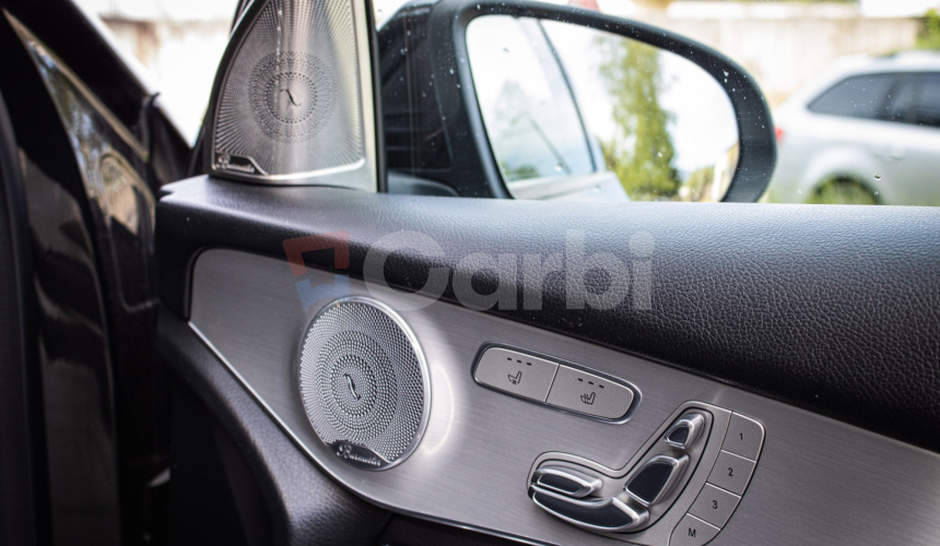Mercedes-Benz GLC SUV 300e 4Matic, AMG, Night, Pano, Burmester, Webasto, Nelakované, R20