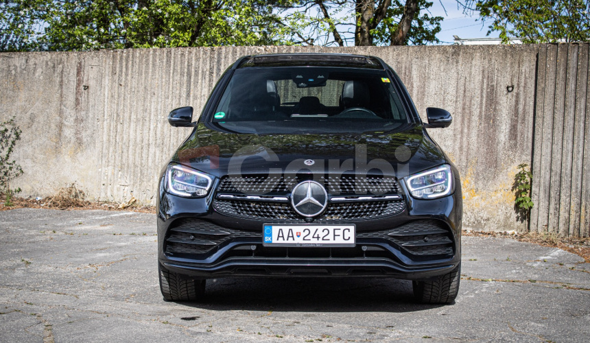 Mercedes-Benz GLC SUV 300e 4Matic, AMG, Night, Pano, Burmester, Webasto, Nelakované, R20