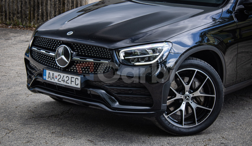 Mercedes-Benz GLC SUV 300e 4Matic, AMG, Night, Pano, Burmester, Webasto, Nelakované, R20