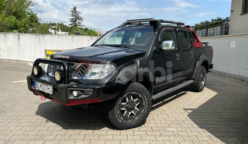 Nissan Navara DoubleCab 3.0 V6 dCi Platinum A/T Long