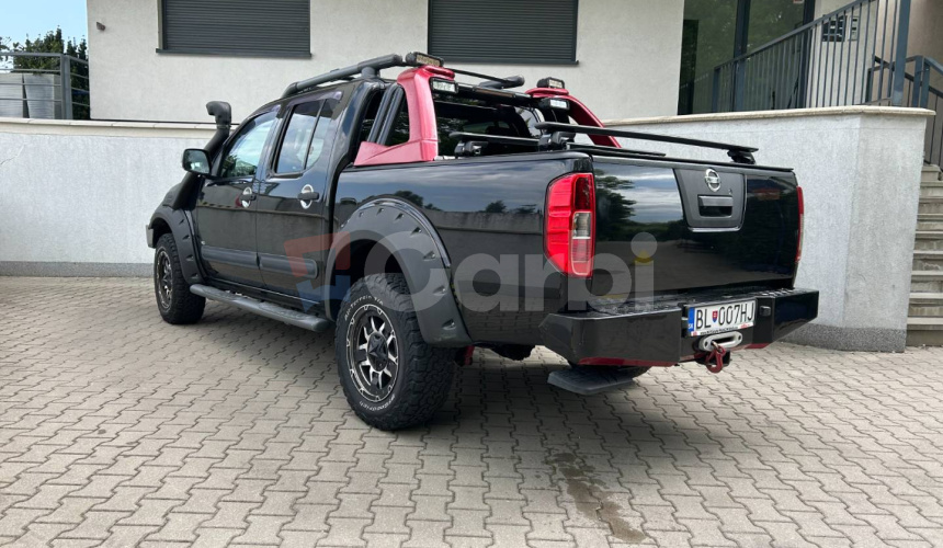 Nissan Navara DoubleCab 3.0 V6 dCi Platinum A/T Long