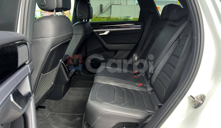 Volkswagen Touareg 3.0 V6 TDI SCR 286k R-Line 4Motion Tiptronic