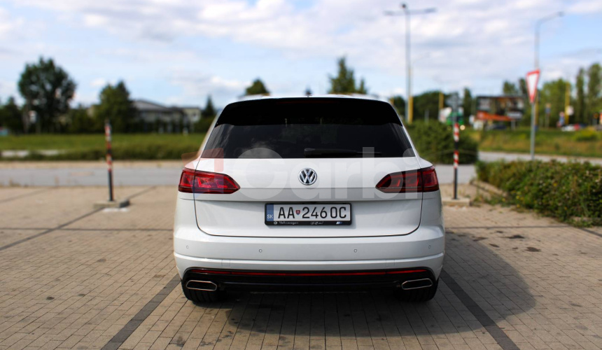 Volkswagen Touareg 3.0 V6 TDI SCR 286k R-Line 4Motion Tiptronic