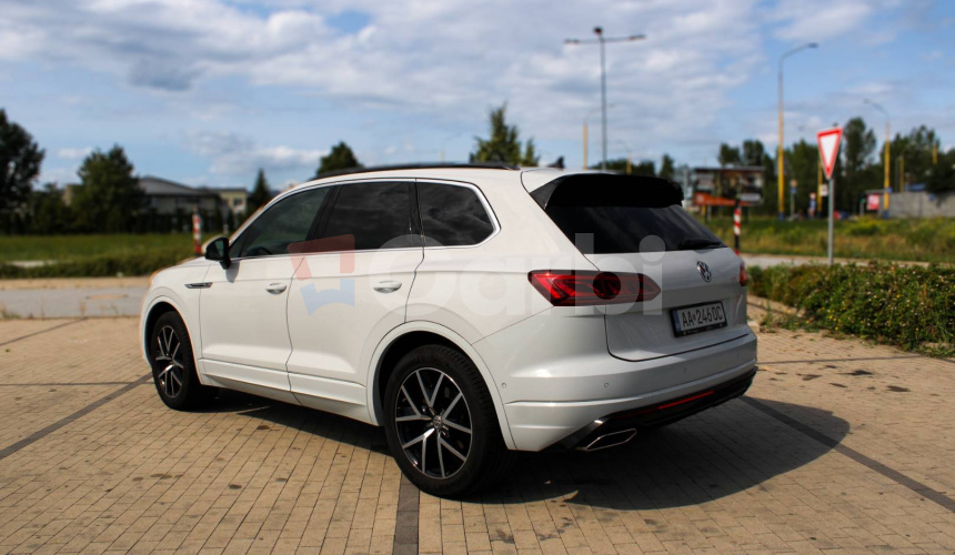 Volkswagen Touareg 3.0 V6 TDI SCR 286k R-Line 4Motion Tiptronic