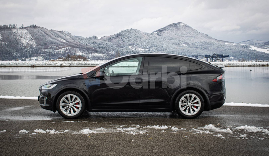 Tesla Model X 90D Ludicrous 700PS 7 miest, Free Supercharger SC01, SOH 98%, CCS adaptér