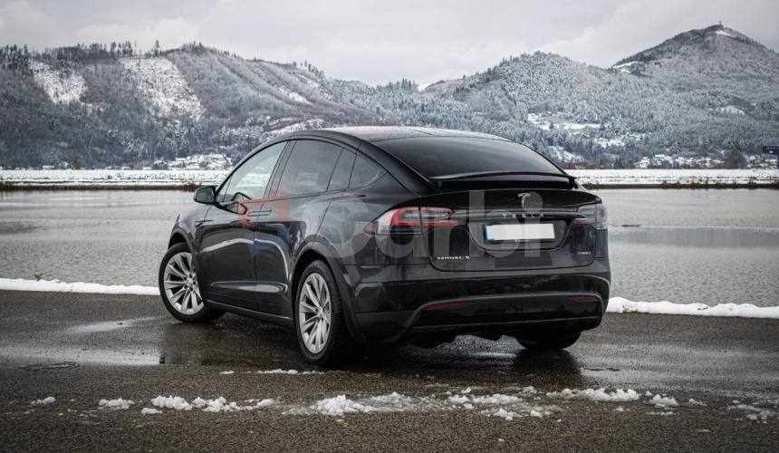 Tesla Model X 90D Ludicrous 700PS 7 miest, Free Supercharger SC01, SOH 98%, CCS adaptér
