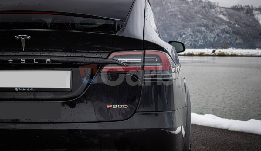 Tesla Model X 90D Ludicrous 700PS 7 miest, Free Supercharger SC01, SOH 98%, CCS adaptér