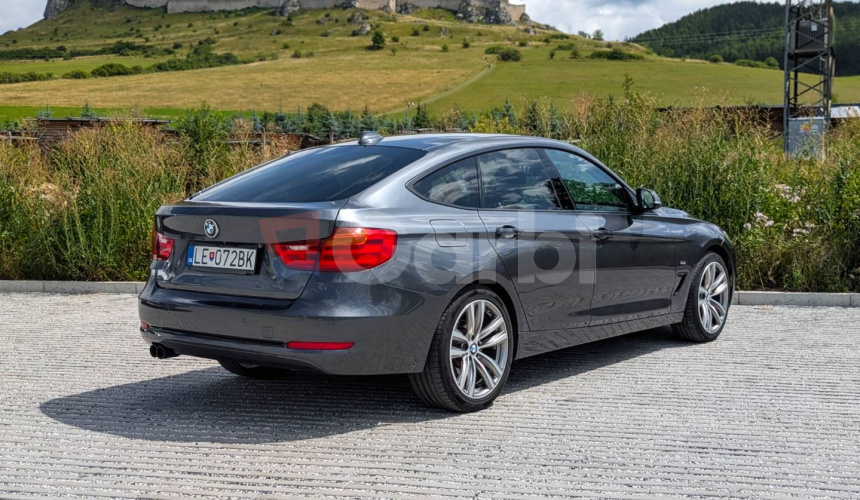 BMW Rad 3 320d xDrive Sport Line A/T