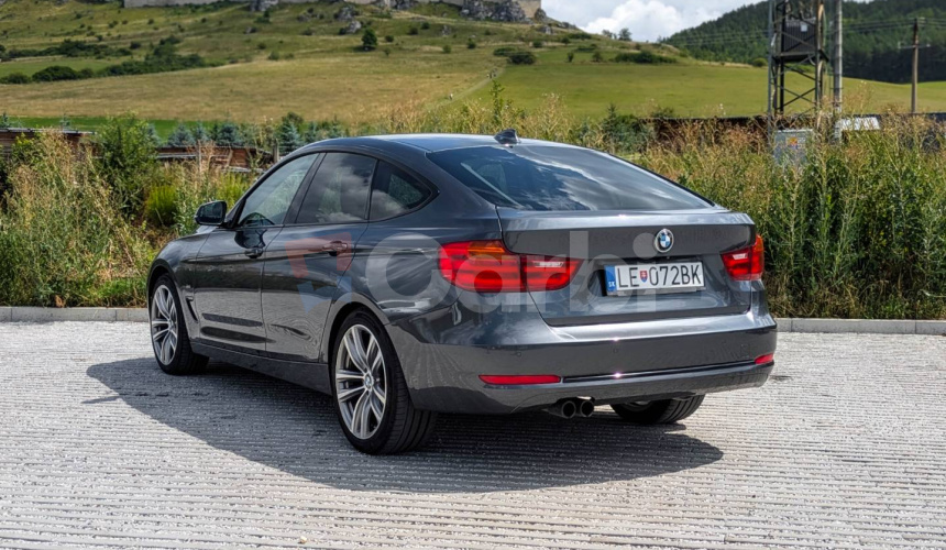 BMW Rad 3 320d xDrive Sport Line A/T