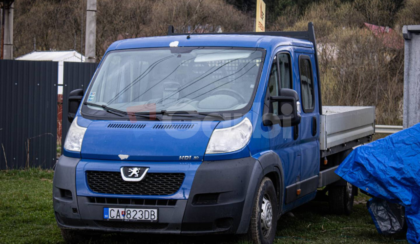 Peugeot Boxer 3.0 HDI Valník, L3H1 korba 3 metre, 7 miestne