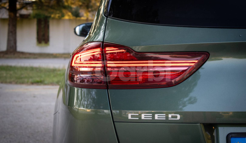 Kia Ceed SW 1.5 T-GDi Gold A/T, 1 majiteľ, SK auto, Odpočet DPH