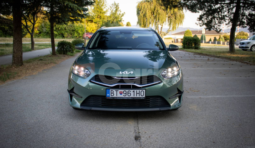 Kia Ceed SW 1.5 T-GDi Gold A/T, 1 majiteľ, SK auto, Odpočet DPH