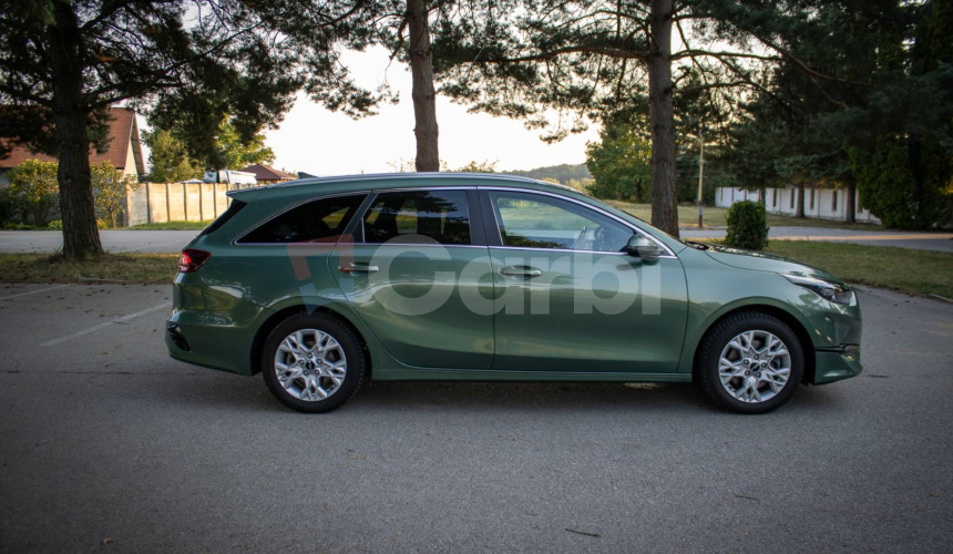 Kia Ceed SW 1.5 T-GDi Gold A/T, 1 majiteľ, SK auto, Odpočet DPH