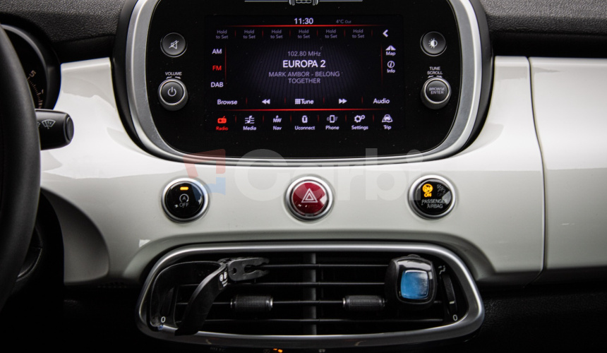 Fiat 500X 1.4 MultiAir Lounge, úplná história, vyhrievaný volant aj sedadlá, DPH
