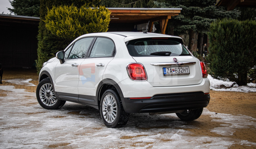 Fiat 500X 1.4 MultiAir Lounge, úplná história, vyhrievaný volant aj sedadlá, DPH