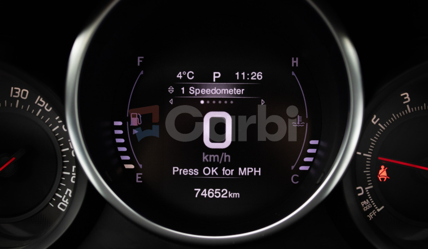 Fiat 500X 1.4 MultiAir Lounge, úplná história, vyhrievaný volant aj sedadlá, DPH