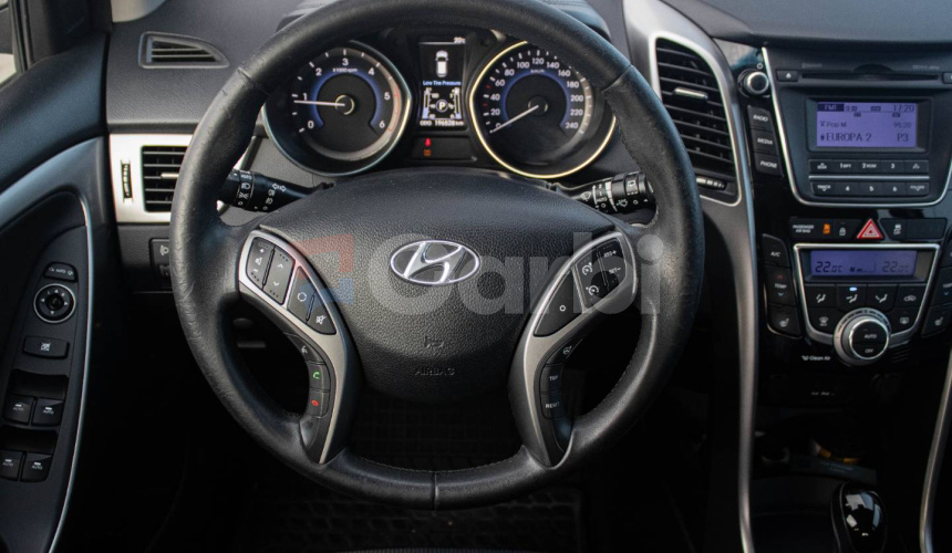 Hyundai i30 1.6 CRDi DOHC 16V Style A/T