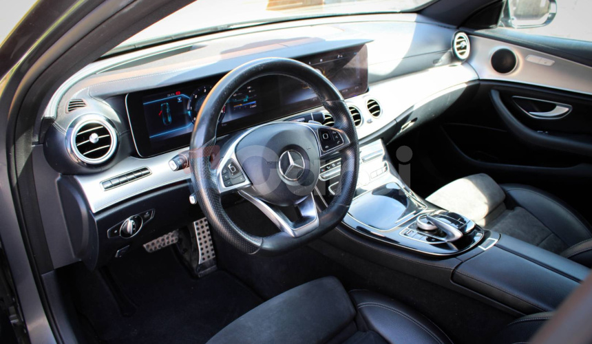 Mercedes-Benz E trieda Sedan 220 d 4MATIC A/T, 143kW, A9 E53 Optic
