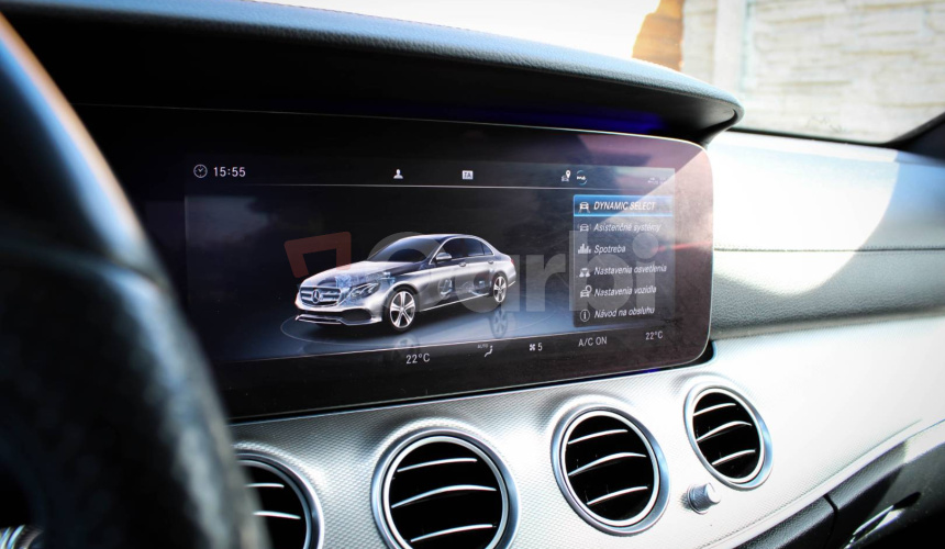 Mercedes-Benz E trieda Sedan 220 d 4MATIC A/T, 143kW, A9 E53 Optic