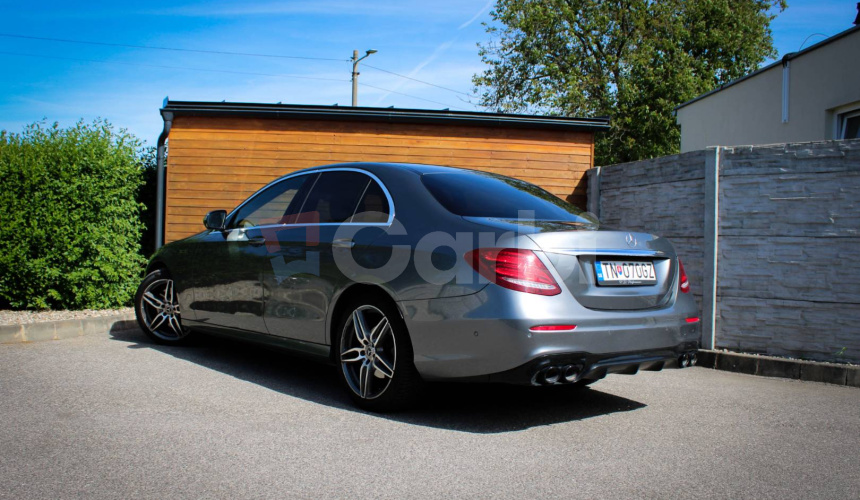 Mercedes-Benz E trieda Sedan 220 d 4MATIC A/T, 143kW, A9 E53 Optic