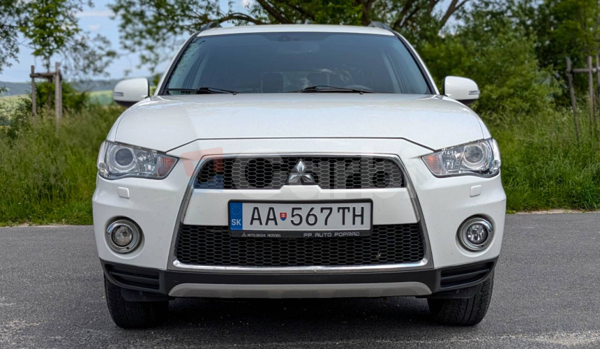 Mitsubishi Outlander 2.2 DI-D (177k) Intense+
