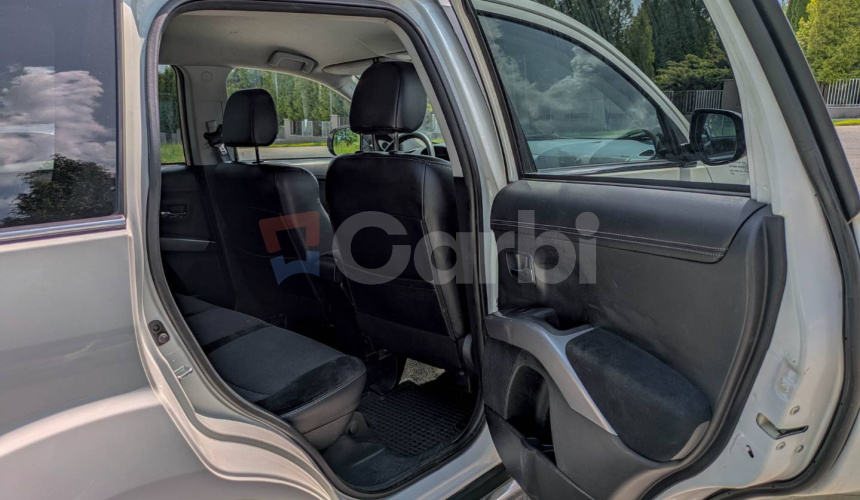 Mitsubishi Outlander 2.2 DI-D (177k) Intense+