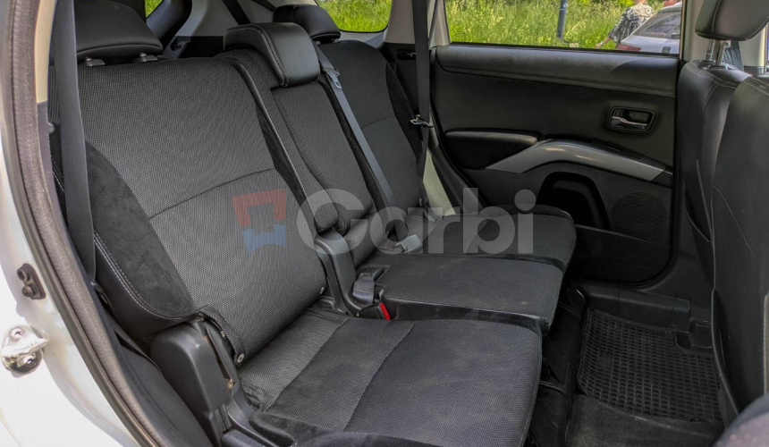 Mitsubishi Outlander 2.2 DI-D (177k) Intense+