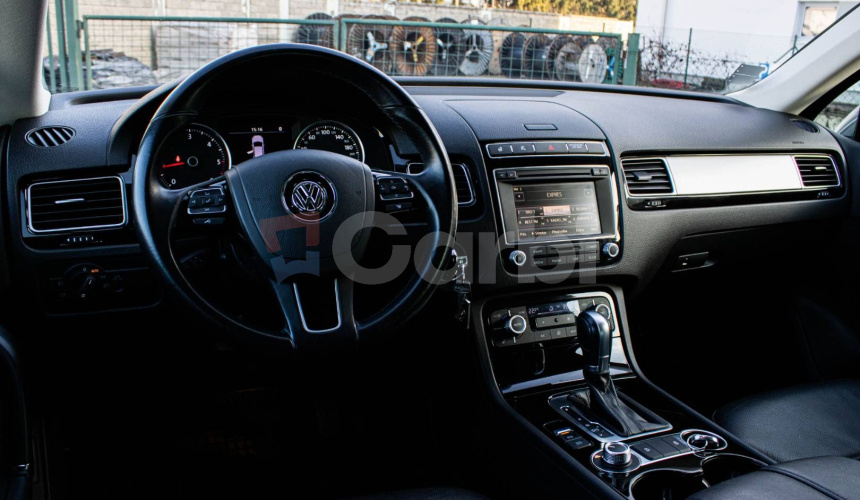 Volkswagen Touareg II 3.0 TDI V6 BMT 4Motion, slovenské, nelakované, TOP STAV