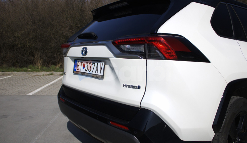 Toyota RAV4 2.5 Hybrid, 131kw, e-CVT Selection FWD