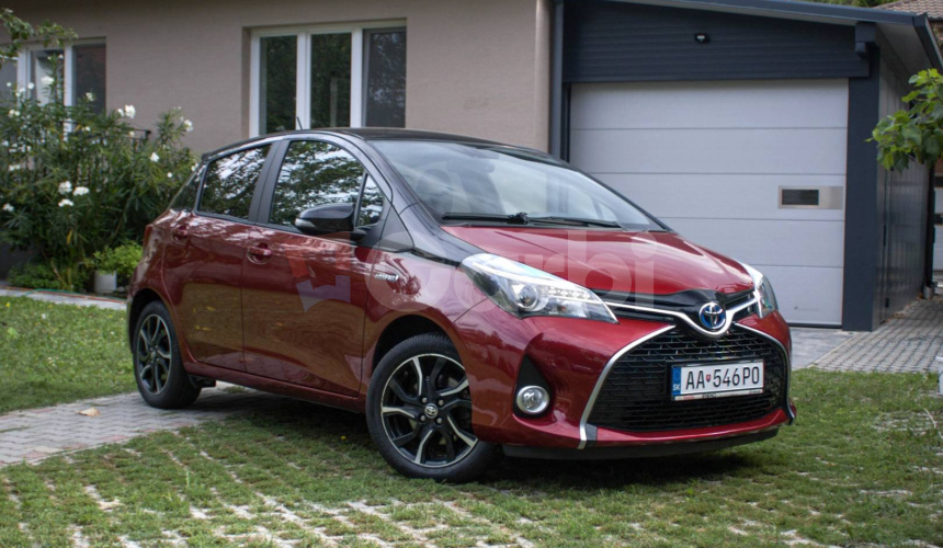 Toyota Yaris 1.5 Hybrid CVT Automat