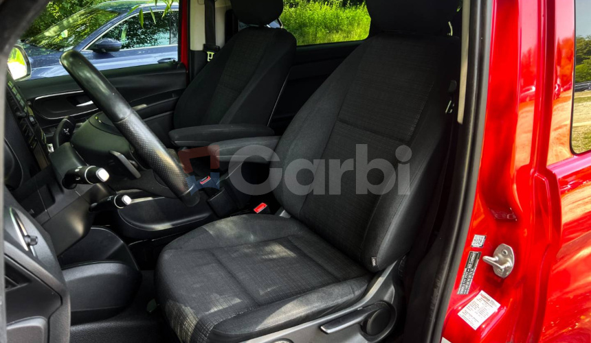 Mercedes-Benz Vito 119 BlueTEC lang 4x4 A/T