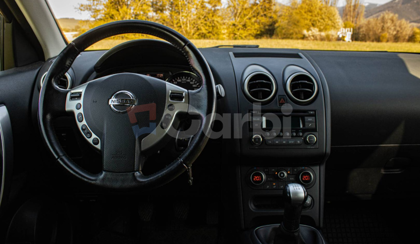 Nissan Qashqai 1.6i Acenta 4x2 (EU5)