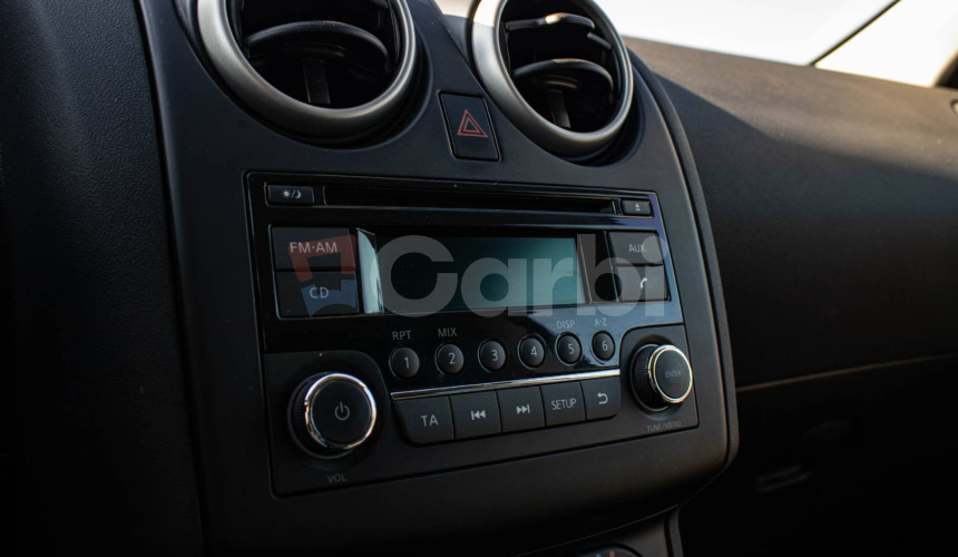 Nissan Qashqai 1.6i Acenta 4x2 (EU5)