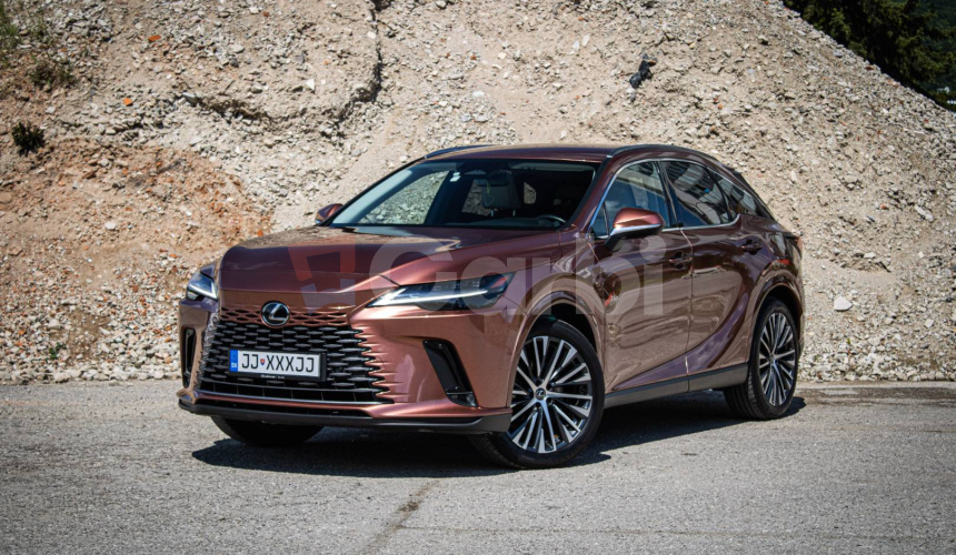 Lexus RX 350h Luxury, 1. Majiteľ, Slovenské, Nelakované, vo fólii, Medená sonic, DPH