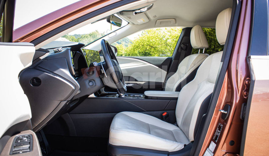 Lexus RX 350h Luxury, 1. Majiteľ, Slovenské, Nelakované, vo fólii, Medená sonic, DPH