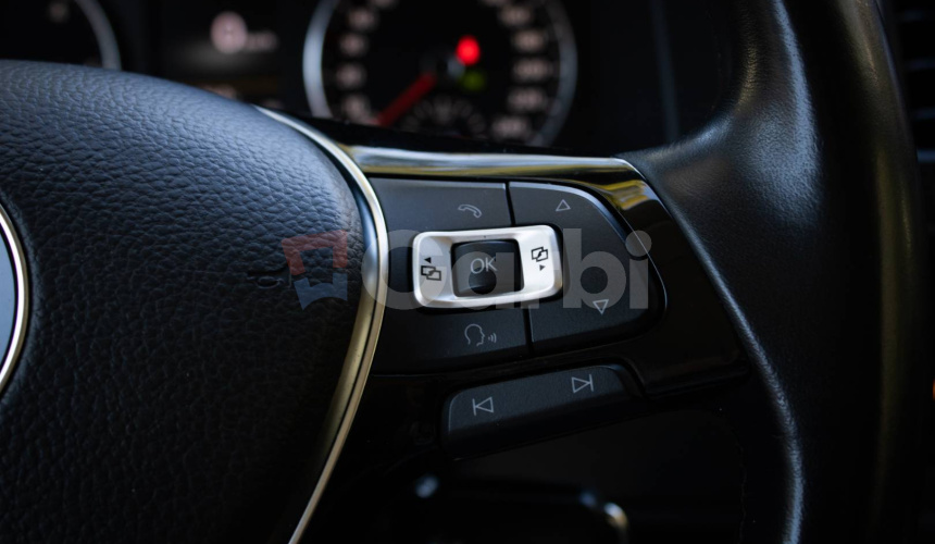 Volkswagen Multivan LR 2.0 BiTDI DSG 4Motion, WEBASTO, FULL LED, Ťažné, DPH