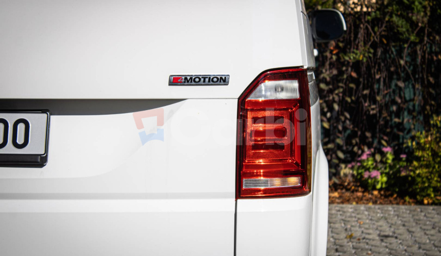Volkswagen Multivan LR 2.0 BiTDI DSG 4Motion, WEBASTO, FULL LED, Ťažné, DPH
