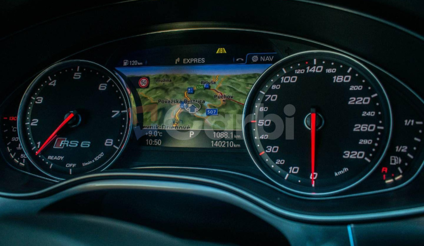 Audi RS6 Avant 4.0 V8 TFSI Performance Quattro