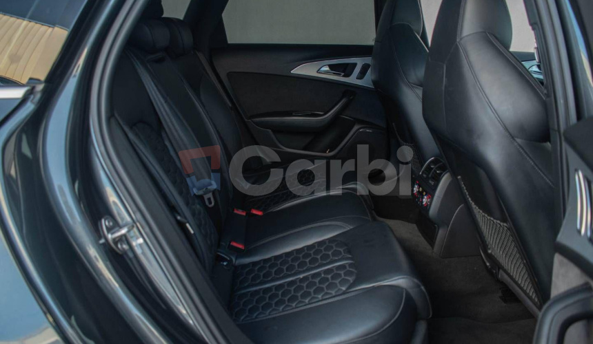 Audi RS6 Avant 4.0 V8 TFSI Performance Quattro