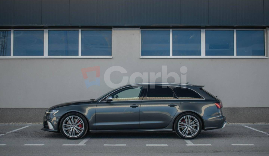 Audi RS6 Avant 4.0 V8 TFSI Performance Quattro