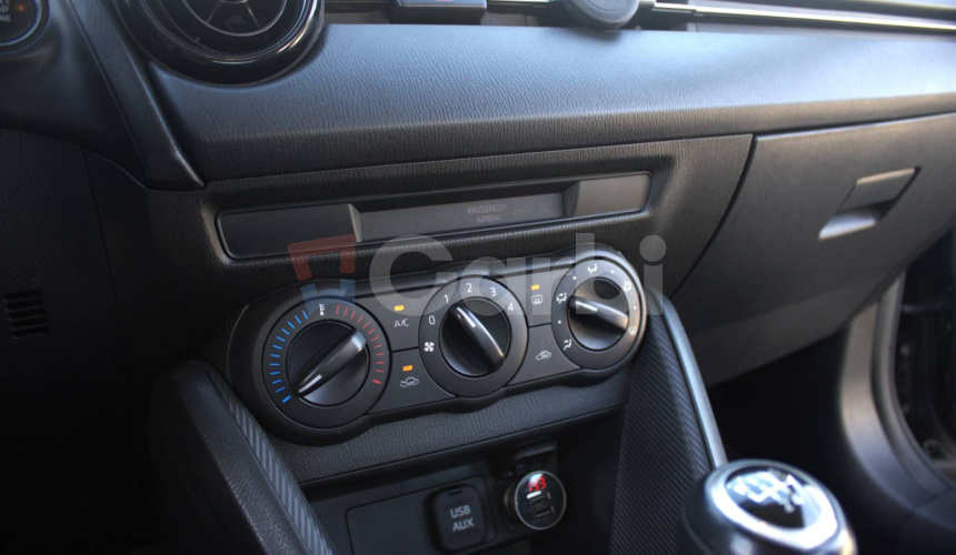 Mazda 2 1.5 Skyactiv G75 Emotion